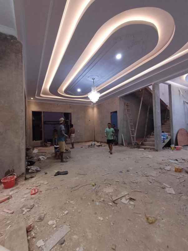 dijual rumah jati padang jaksel