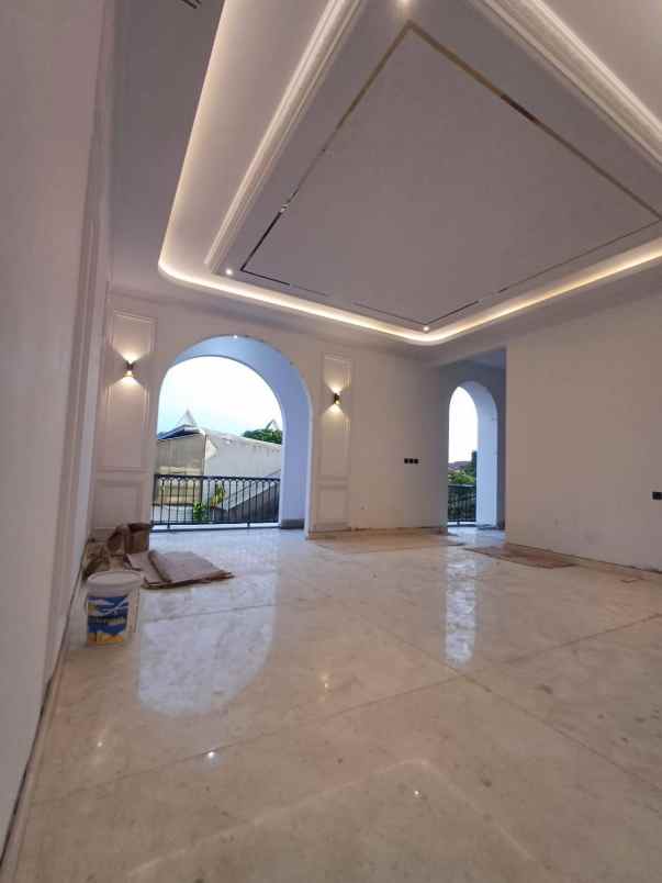 dijual rumah jati padang jaksel