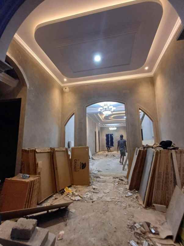 dijual rumah jati padang jaksel