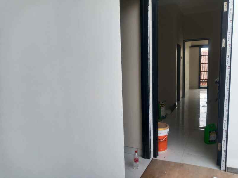 dijual rumah jatiasih bekasi