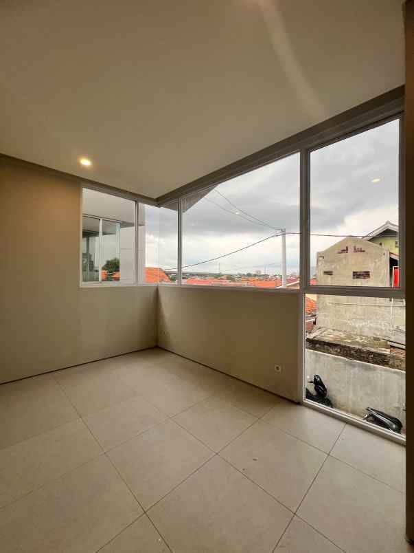 dijual rumah jatibening bekasi