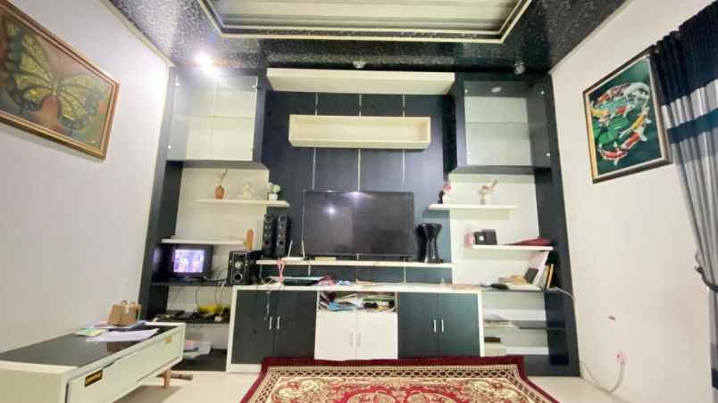 dijual rumah jatiemdah