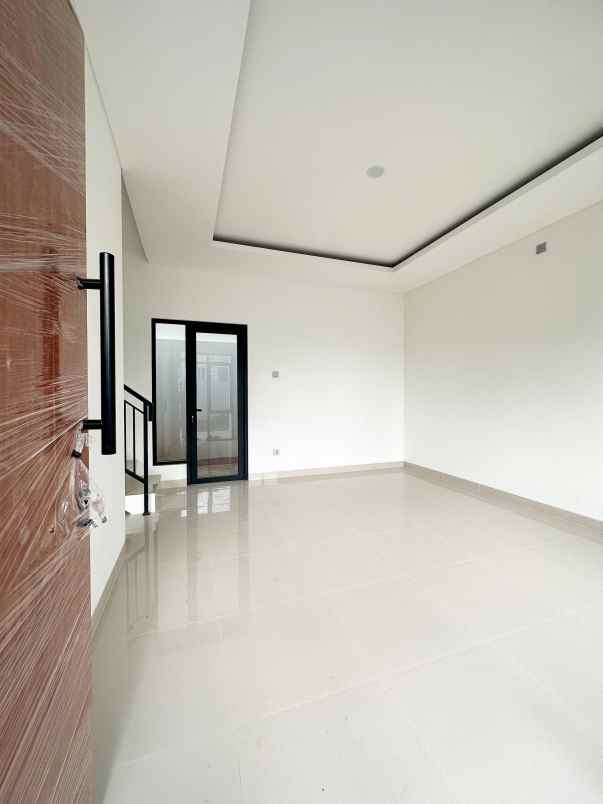 dijual rumah jatimakmur