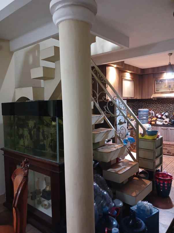 dijual rumah jatiwaringin pondok gede