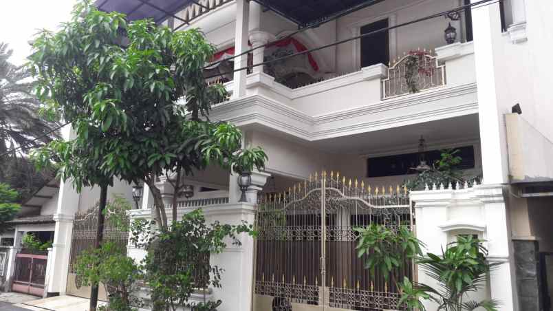 dijual rumah jatiwaringin pondok gede