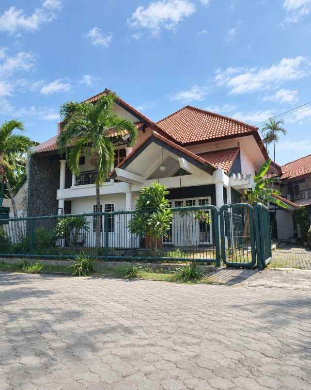 dijual rumah jemursari selatan