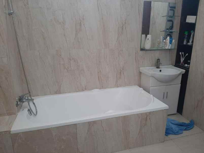 dijual rumah jl ancol