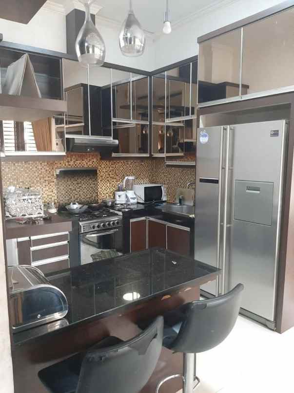 dijual rumah jl ancol