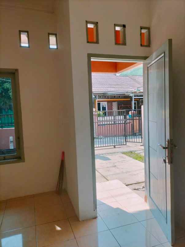 dijual rumah jl banjaran pucung