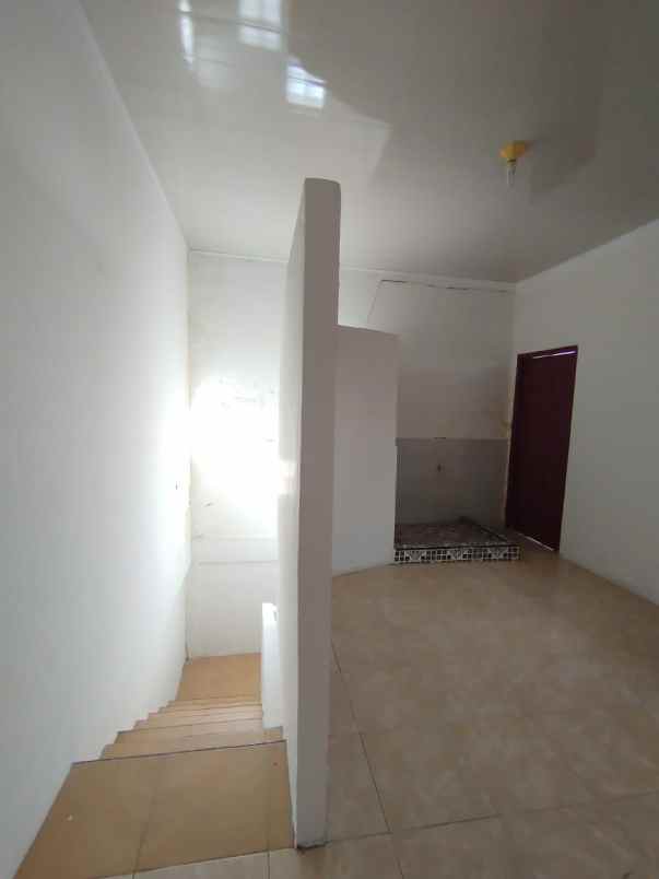 dijual rumah jl bukit barisan