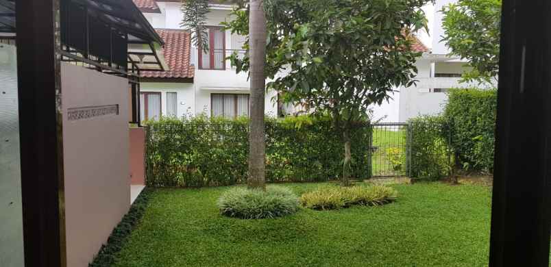 dijual rumah jl cendana rancamaya