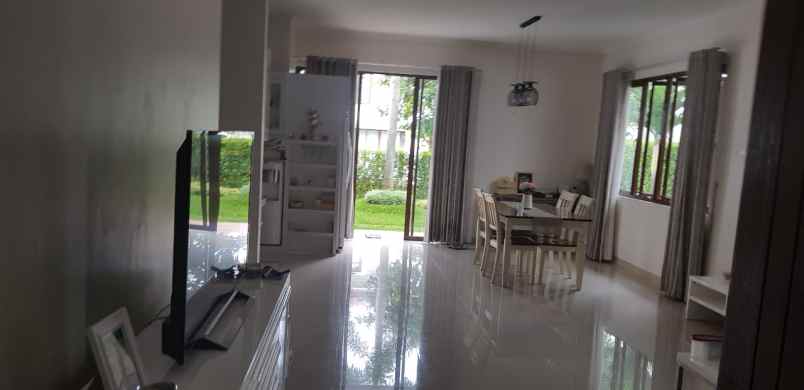 dijual rumah jl cendana rancamaya