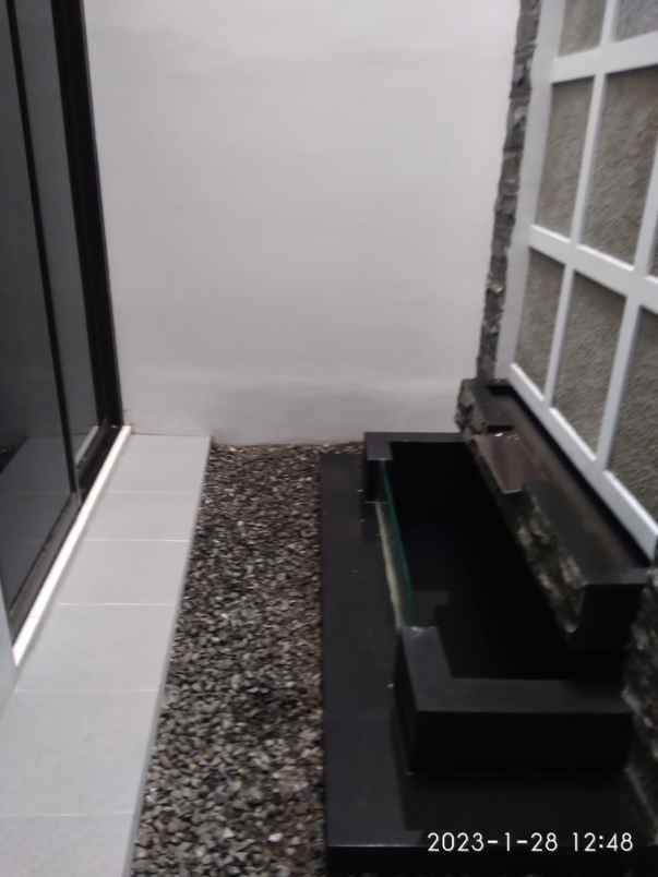 dijual rumah jl cibubur raya jakarta timur