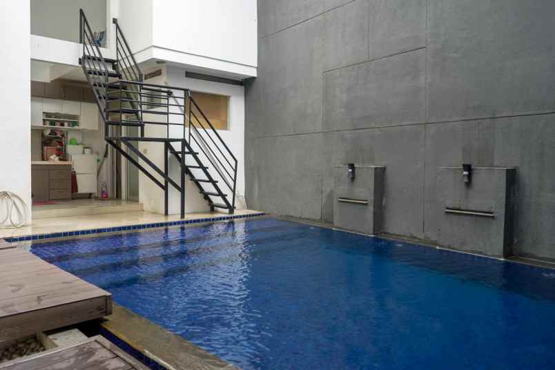 dijual rumah jl cigadung kota bandung