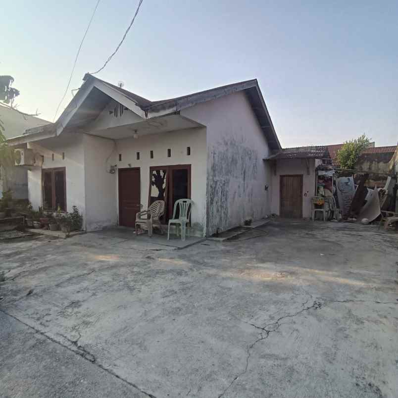 dijual rumah jl cipta karya