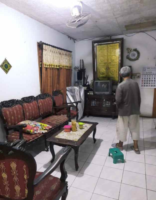 dijual rumah jl h imih