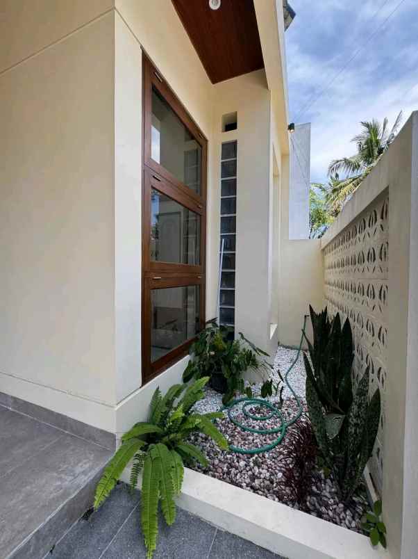 dijual rumah jl kaliurang km 12