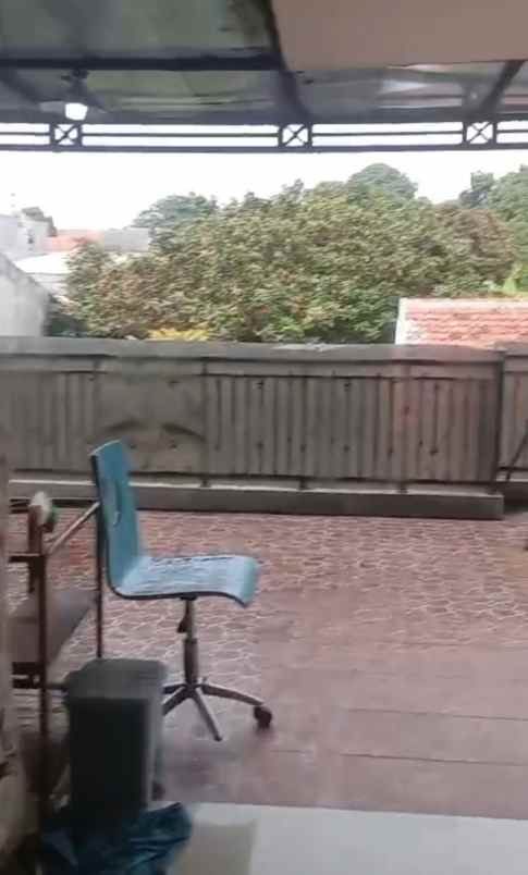 dijual rumah jl kemiri pondok cabe