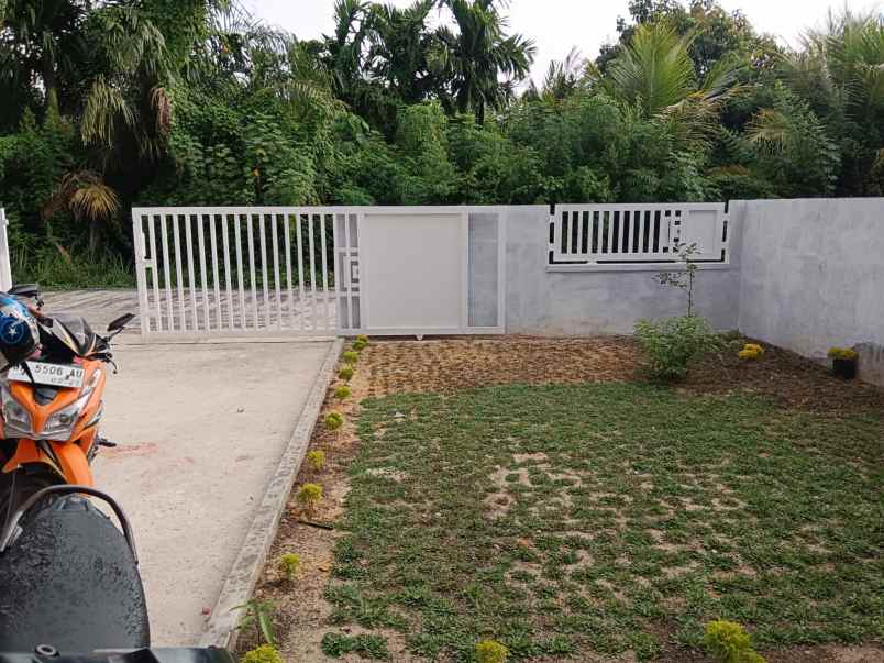 dijual rumah jl matoa raya