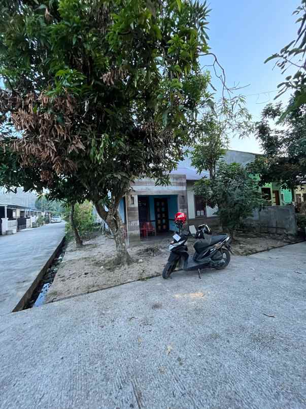 dijual rumah jl melati