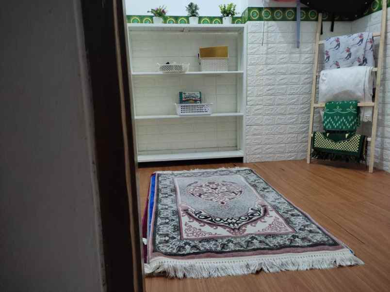 dijual rumah jl pamulang permai