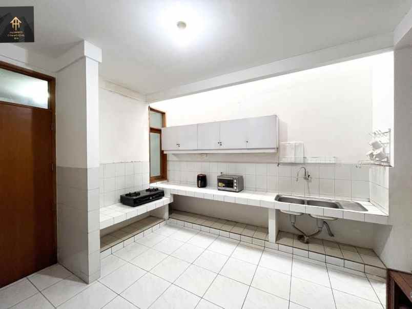 dijual rumah jl pasteur