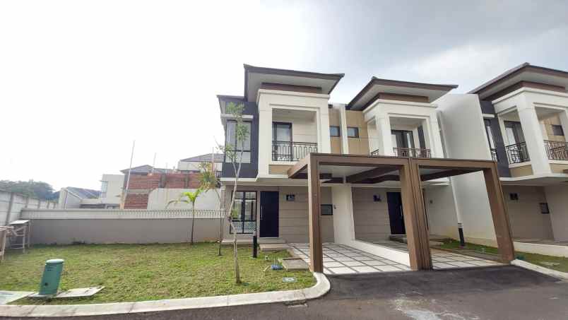 dijual rumah jl podomoro park buah batu
