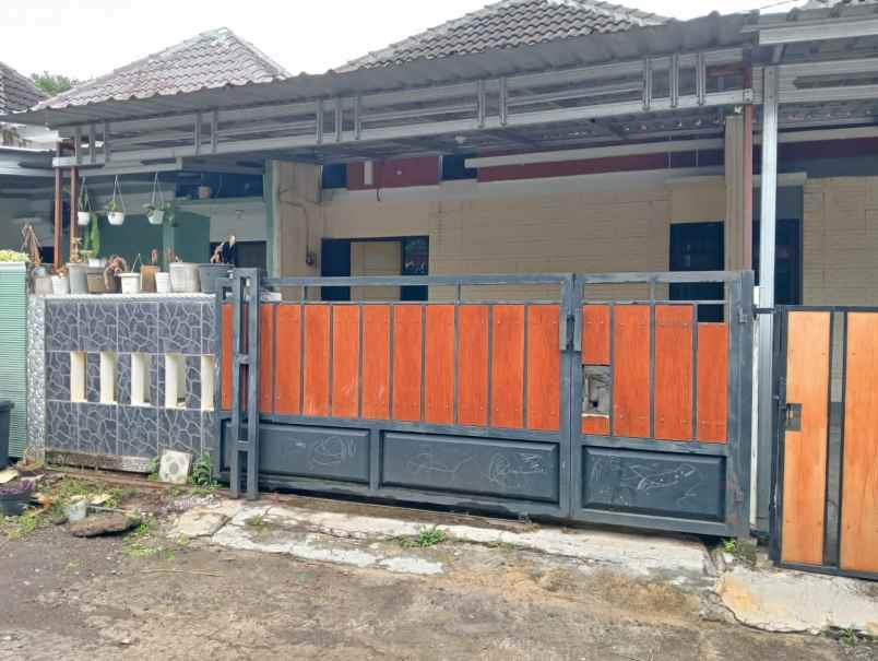 dijual rumah jl raya cangkiran gunung pati