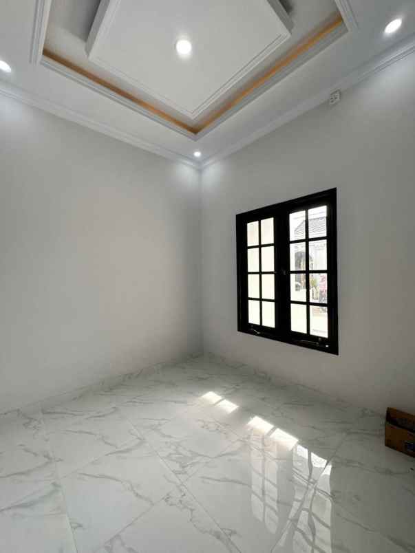 dijual rumah jl sadar jagakarsa