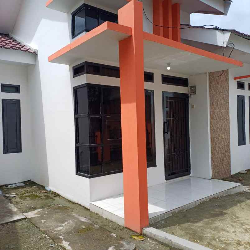 dijual rumah jl todak