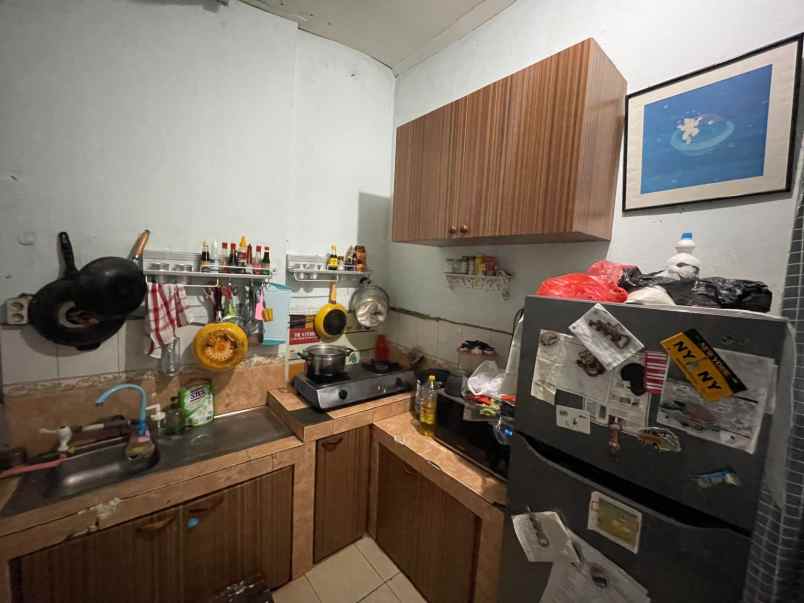 dijual rumah jl vila dago tol serua