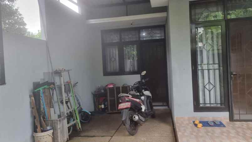 dijual rumah jl wibawa mukti jatiluhur