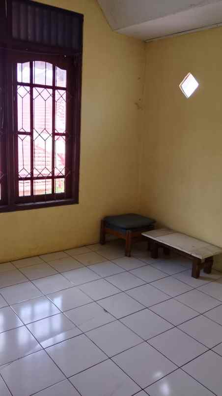 dijual rumah jln bulak macan harapan