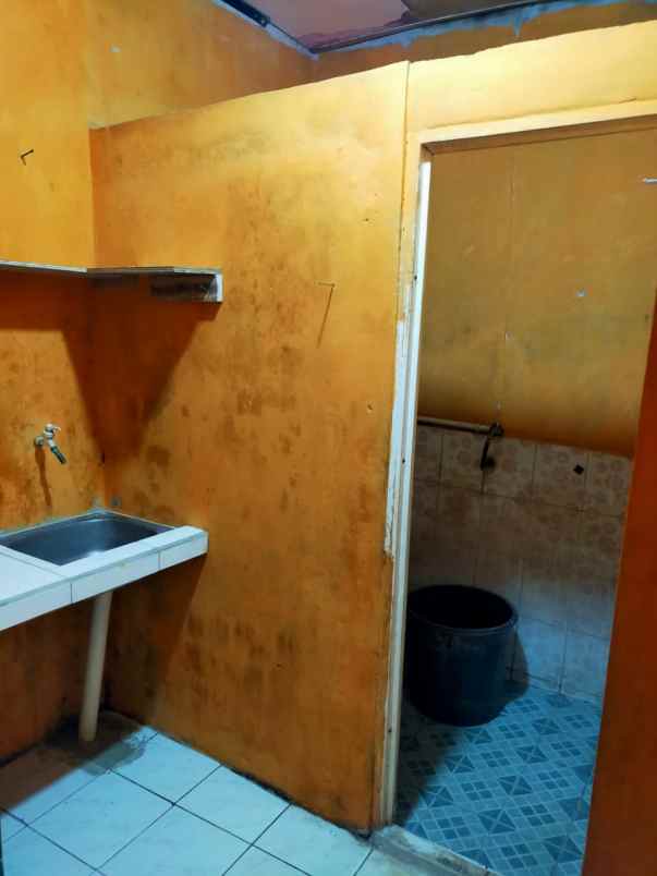 dijual rumah jln kh hasyim ashari