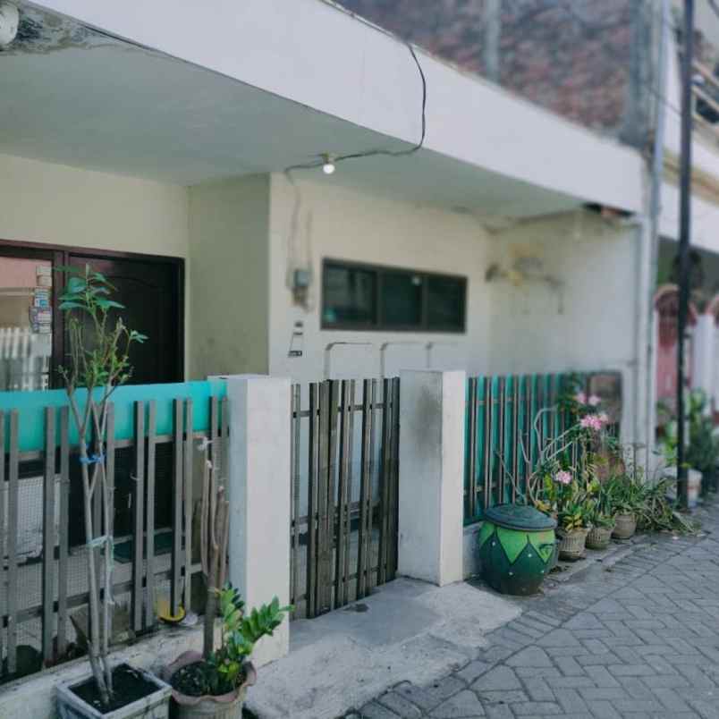 dijual rumah jojoran