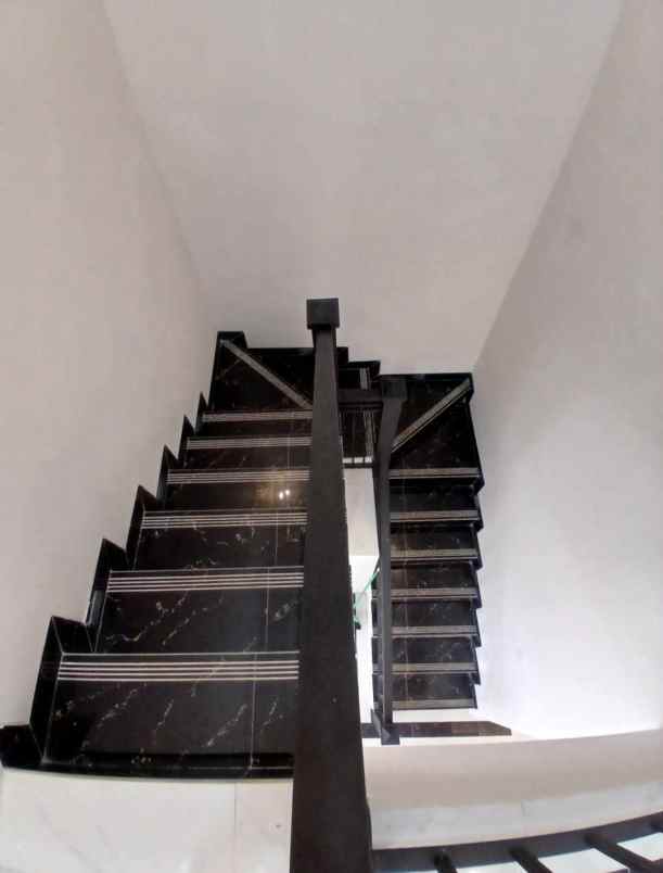 dijual rumah kalimulya cilodong depok