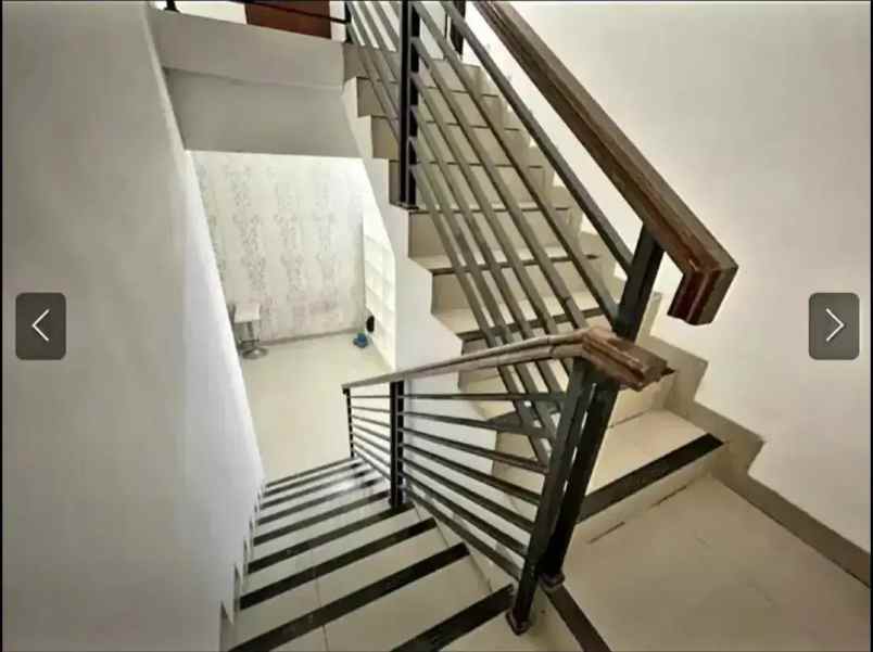 dijual rumah kapin kalimalang pondok kelapa