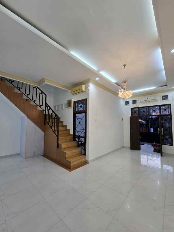 dijual rumah kavling dki pondok kelapa