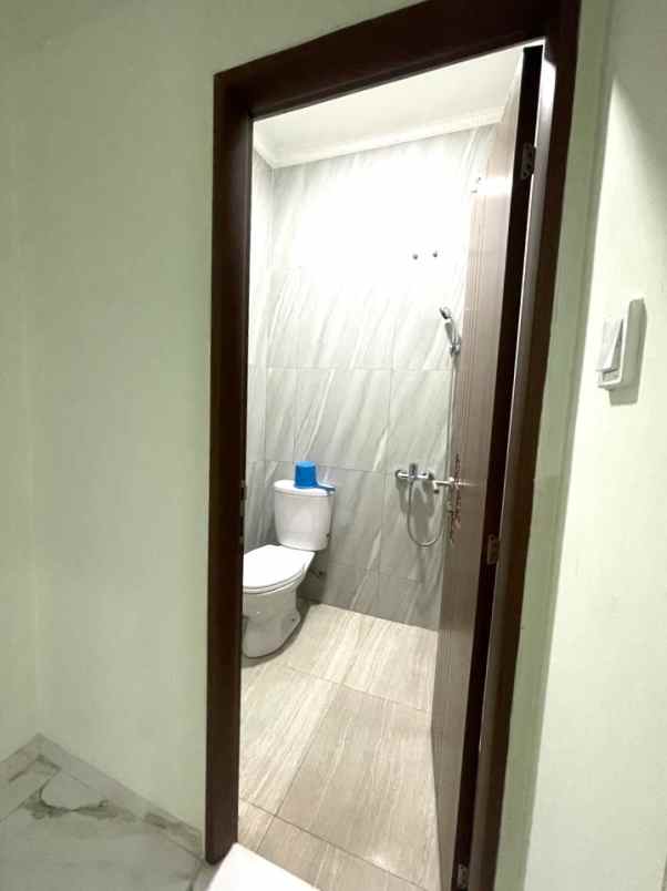 dijual rumah kavling dki pondok kelapa