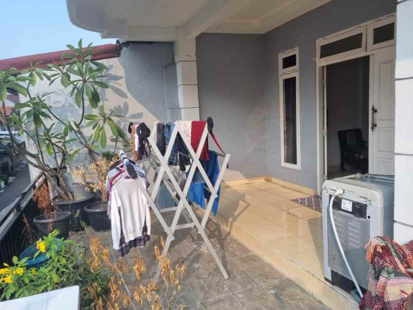 dijual rumah kayu putih ra2amangun pulo