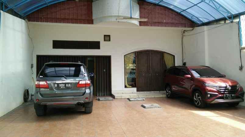 dijual rumah keadilan keagungan taman