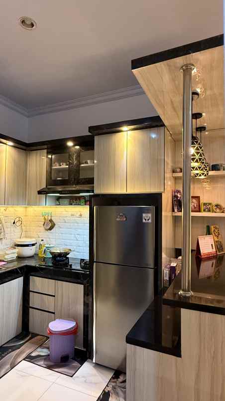 dijual rumah kelapa dua wetan ciracas jakarta timur