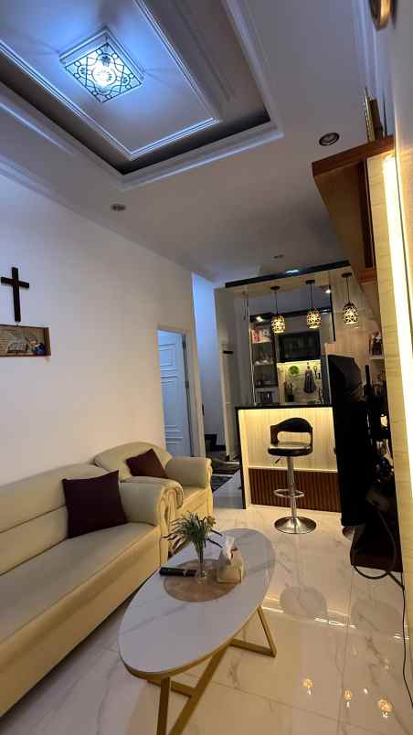 dijual rumah kelapa dua wetan ciracas jakarta timur