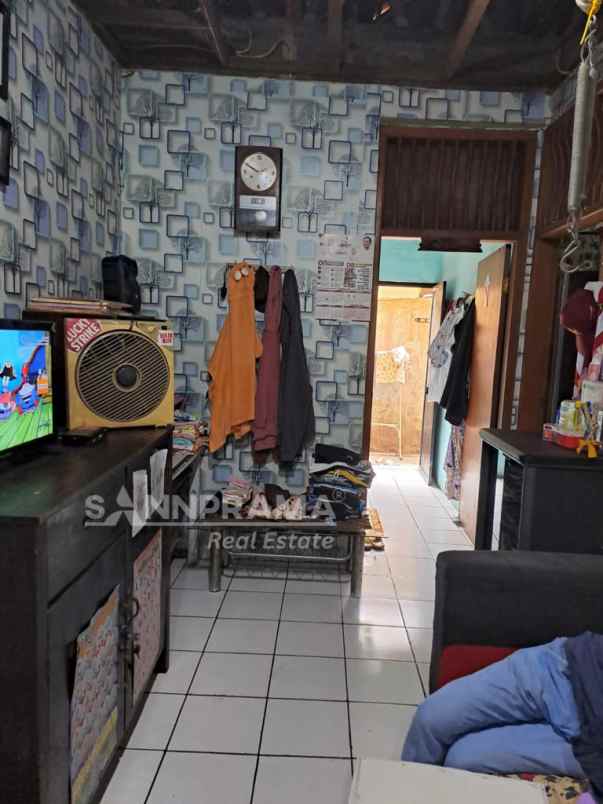 dijual rumah kemiri muka