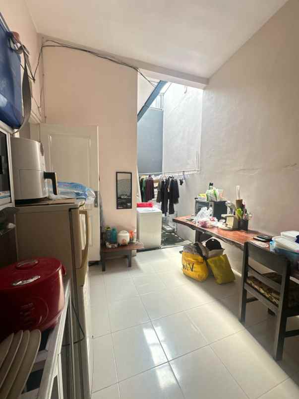 dijual rumah kendalsari