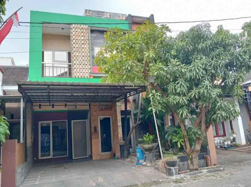 dijual rumah ketileng