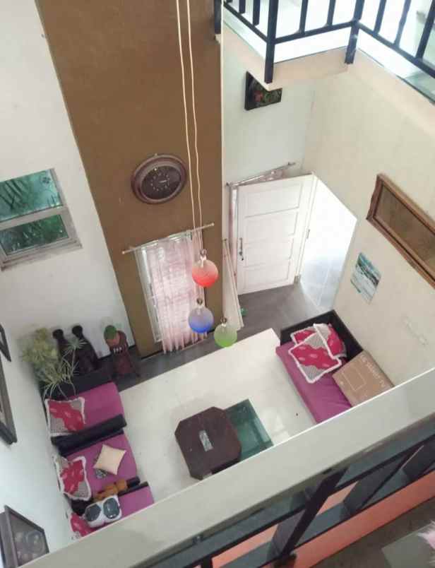 dijual rumah ketileng