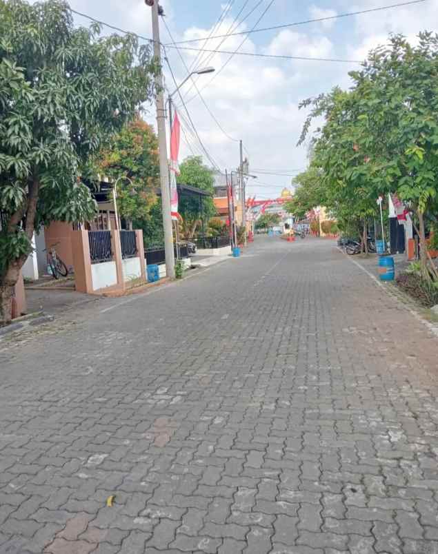 dijual rumah ketileng