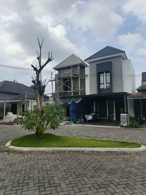 dijual rumah klipang