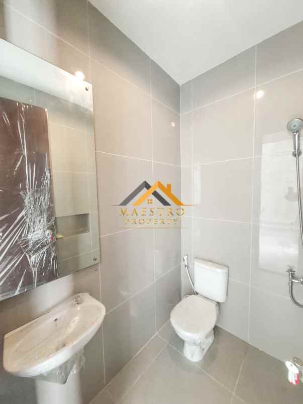 dijual rumah komplek citraland tanjung